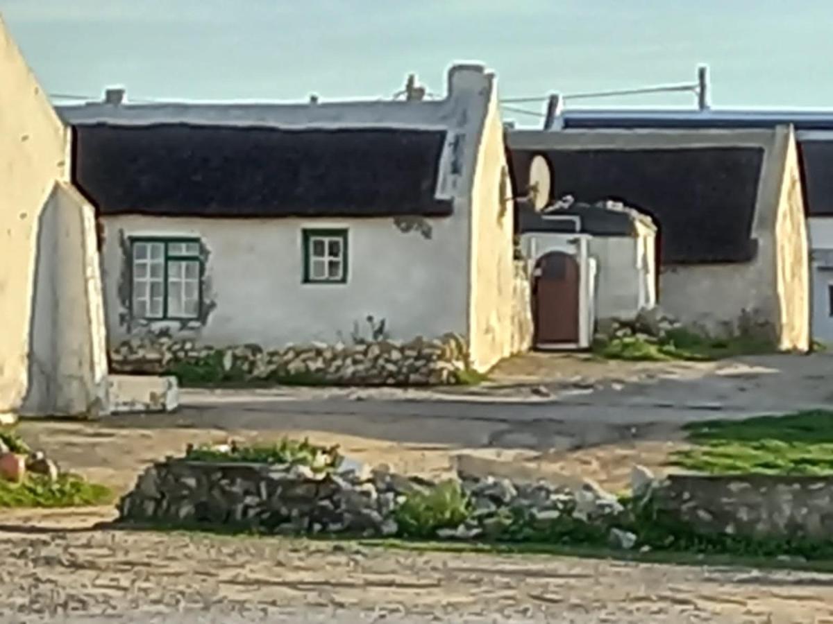 Bluesky Arniston Guest House Buitenkant foto