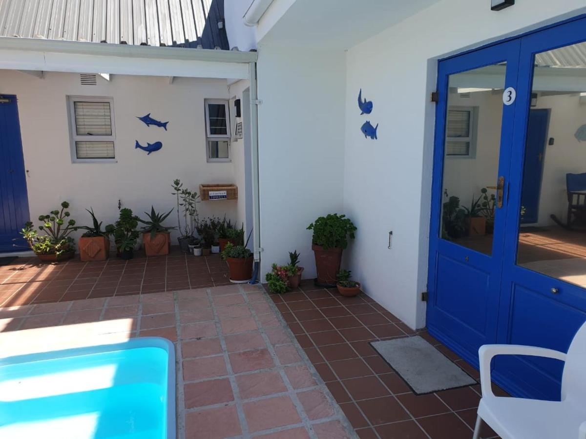 Bluesky Arniston Guest House Buitenkant foto